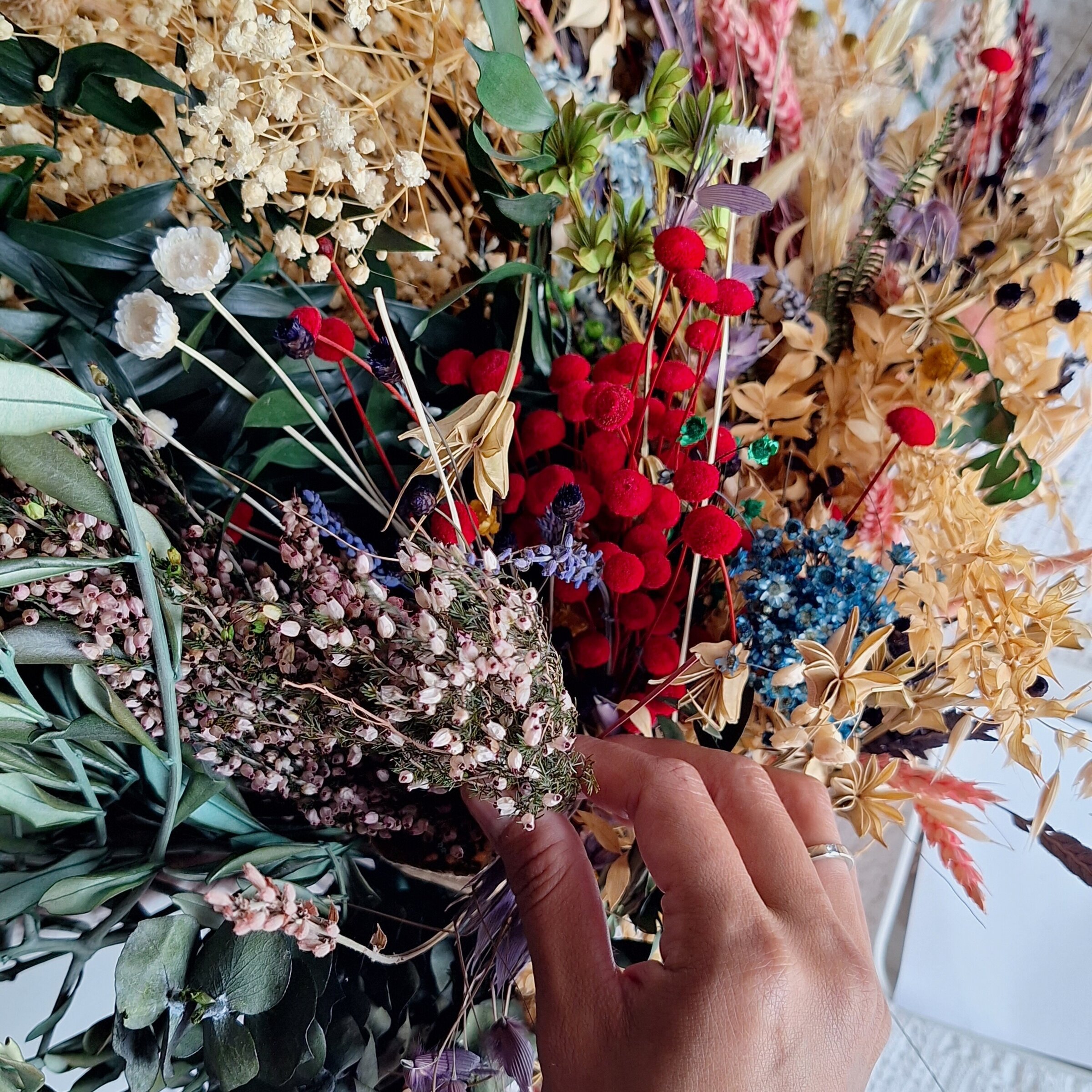 FLORES, QUEREMOS FLORES